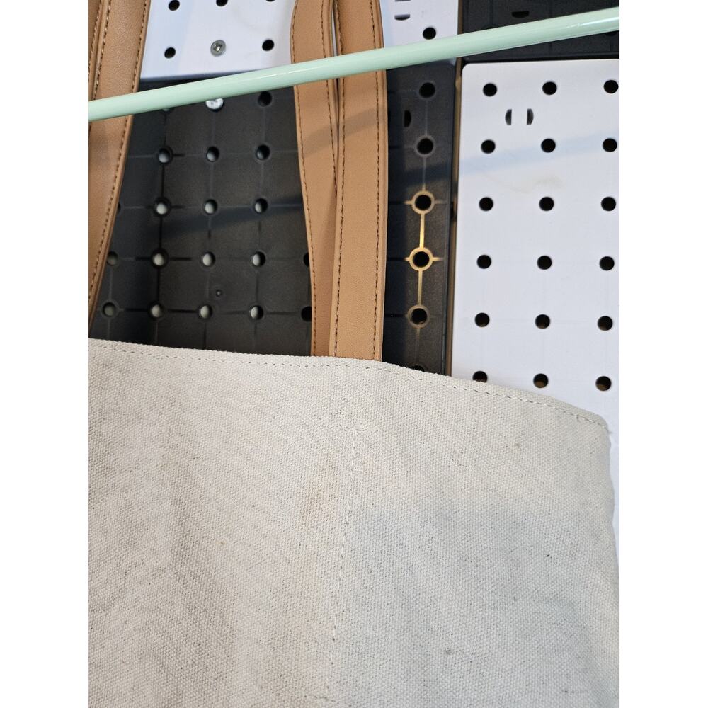 Mark & Hall Color Block Tote Bag - Picture 12 of 14
